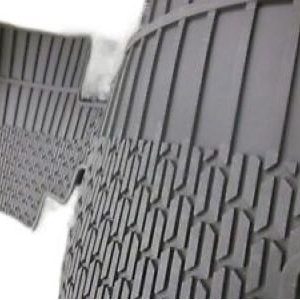 GM Second-Row One-Piece All-Weather Floor Mat in Ebony 22890447